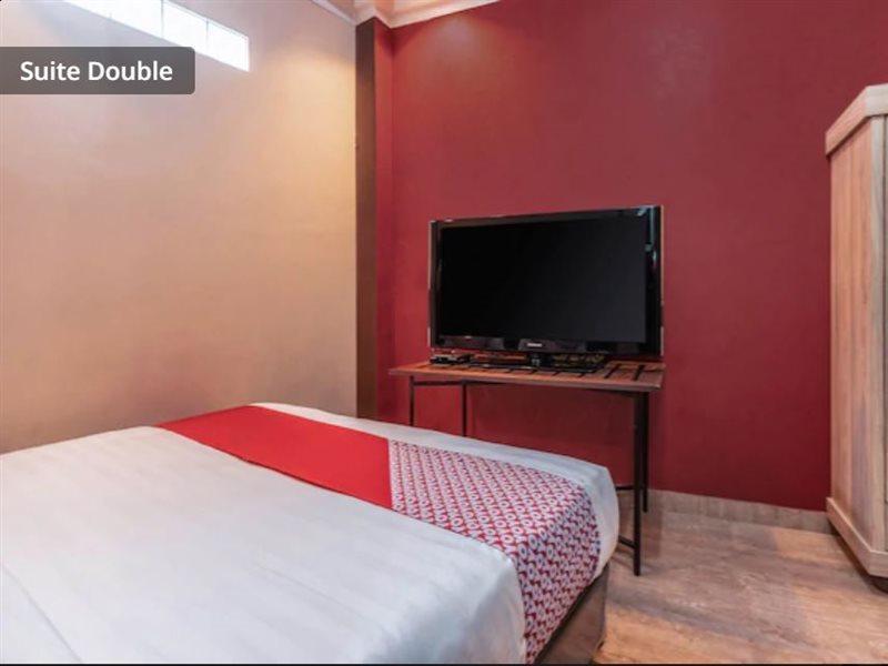 Puspita Homestay Mitra Reddoorz Bekasi Luaran gambar