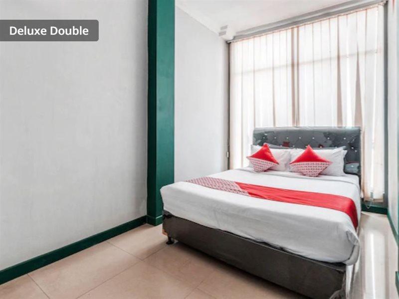 Puspita Homestay Mitra Reddoorz Bekasi Luaran gambar